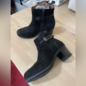 EUC Dansko Hartley Platform Bootie